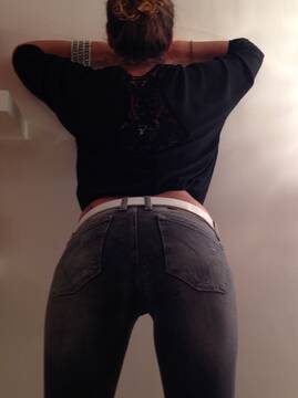 Public Photo of butterfly_lol