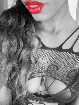 Public Photo of babycubanakaliente