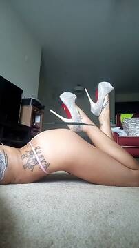 Public Photo of lola_bunny