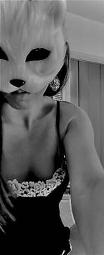 Public Photo of LadyDLegs